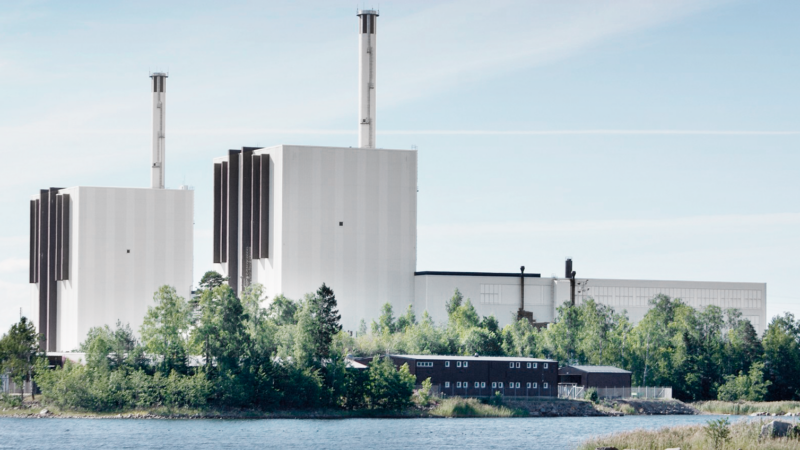 Anfrage der Hamburger Linksfraktion: Atomtransporte durch die Elbemetropole – Uranbrennstoff aus Lingen für schwedisches Vattenfall-AKW Forsmark